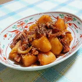 イカゲソとじゃがいもの韓国風煮
